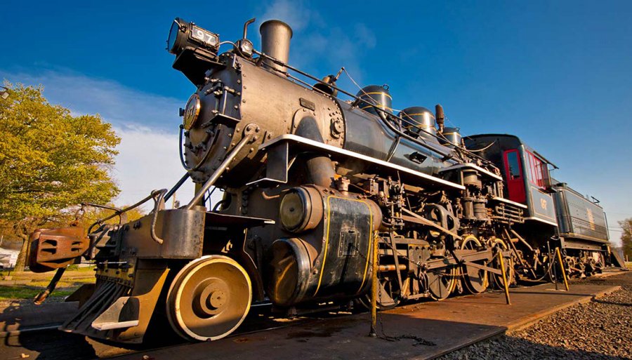 1140-ss-10-fall-train-trips-essex-.jpg