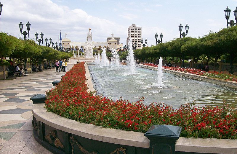 800px-Monumento_a_la_Chinita.jpg