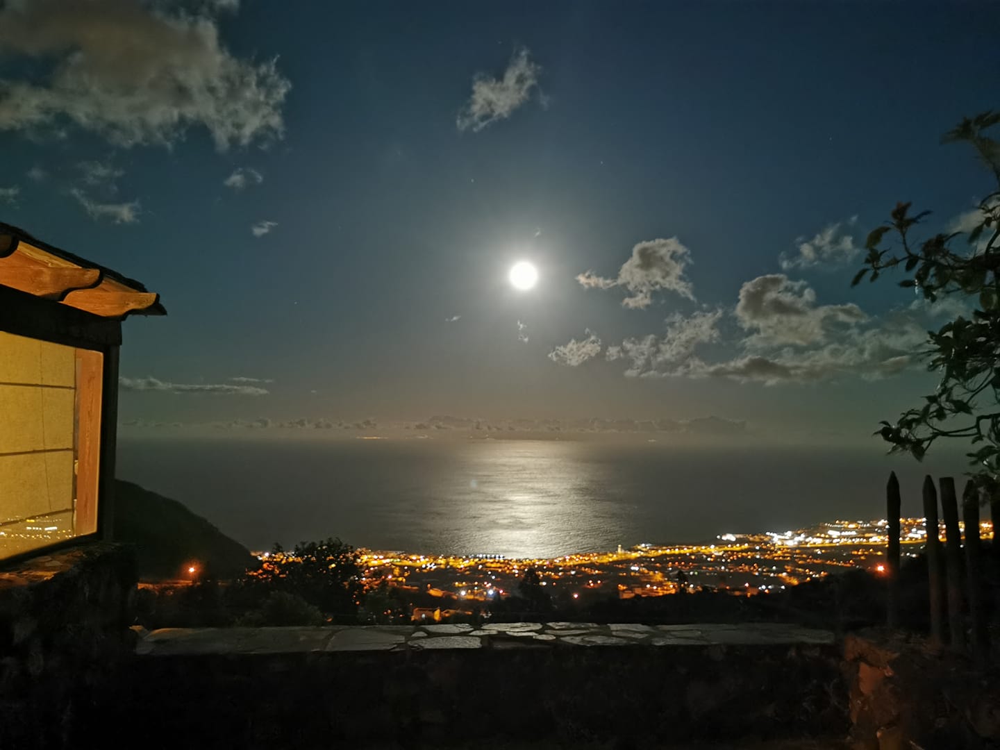 cuando la luna me habalaba.jpg