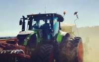 tractor-2188532_960_720.jpg