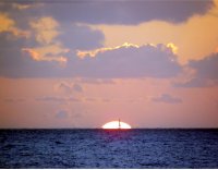 471893_476846198996834_936931893_o el encuento con el adios del sol en eel horizonte2.jpg