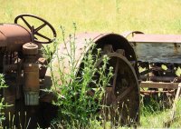 tractor-1057031_640.jpg