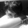 EmO bOii